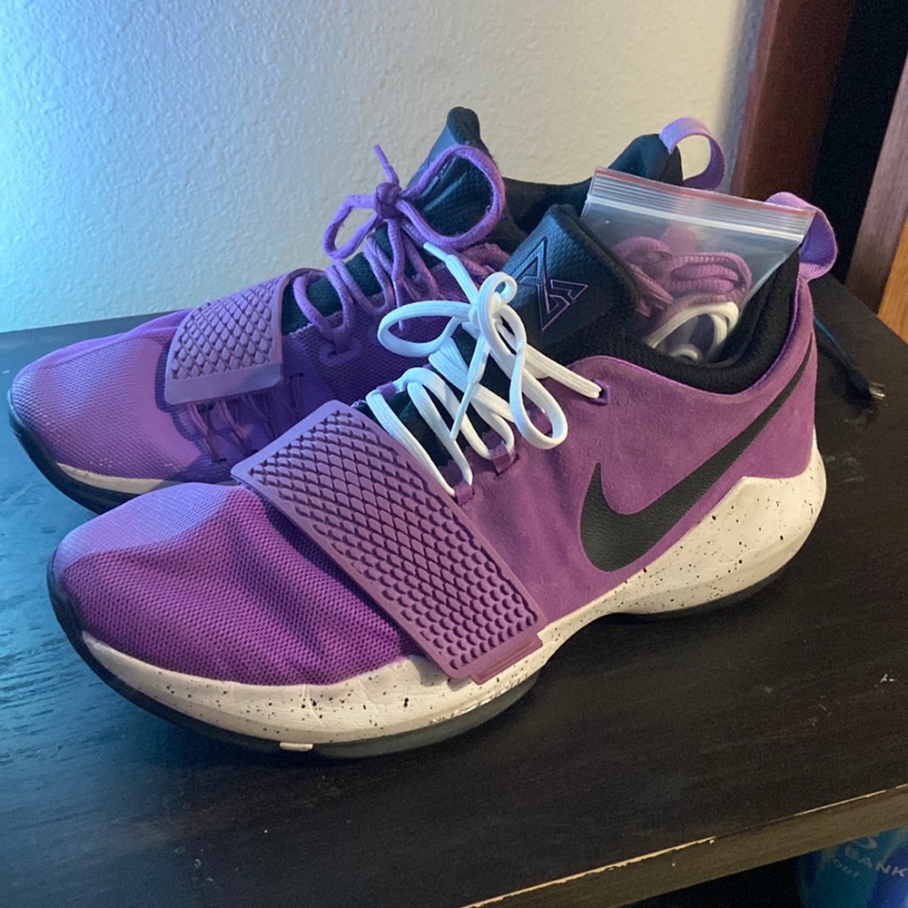 Nike pg 1 (bright violet)
